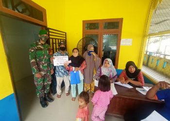 Personel Jajaran Kodim 0208/Asahan Dampingi Perangkat Desa Pembagian BLT-DD Diwilayah Binaan