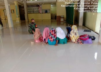 Perdalam Ketuhanan, Personel Jajaran Kodim 0208/Asahan Semangat Mengajar Ngaji Kepada Anak-Anak