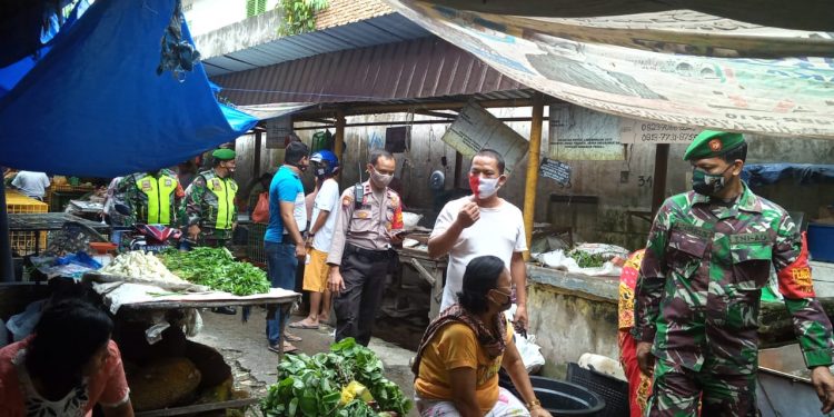 Cegah Penyebaran Covid - 19, Personil Kodim 0207/Simalungun Lakukan Gakplin dan Razia Masker Cegah Penyebaran Covid - 19, Personil Kodim 0207/Simalungun Lakukan Gakplin dan Razia Masker