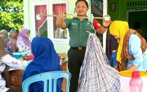 Jalin Silaturahmi, Personel Jajaran Kodim 0207/Simalungun Laksanakan Komsos Dengan Bidan Desa Cara Cegah Virus Corona