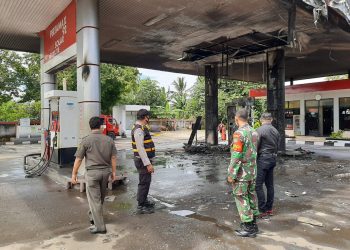 Kebakaran Pom Bensin, Saat Pesepedamotor Isi BBM