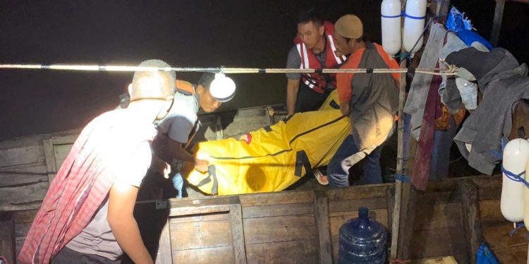 TIM SAR Gabungan Temukan Jasad Pria yang Hanyut di Sungai Batang Serangan Langkat TIM SAR Gabungan Temukan Jasad Pria yang Hanyut di Sungai Batang Serangan Langkat