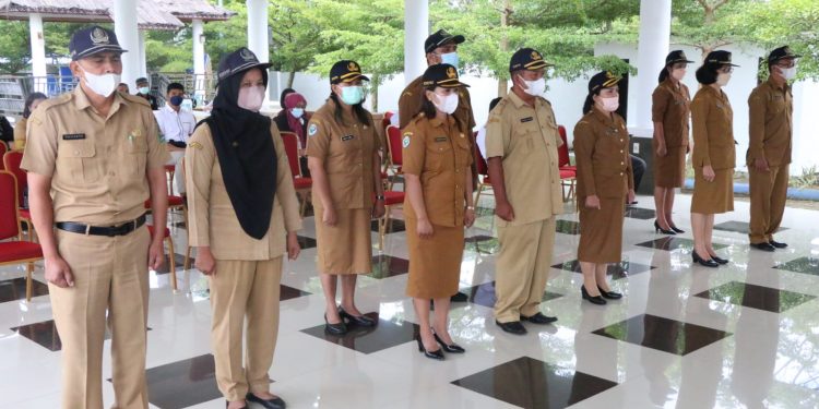 10 Pejabat Administrator dan Pengawas di Lingkungan Pemkab Simalungun Dilantik 10 Pejabat Administrator dan Pengawas di Lingkungan Pemkab Simalungun Dilantik