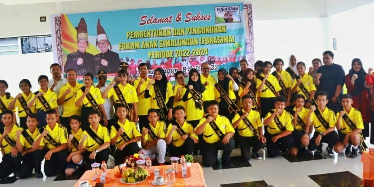 Kukuhkan Pengurus Forasima, Bupati Simalungun: "Pemkab Simalungun Komitmen Wujudkan Kabupaten Layak Anak"