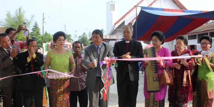 Wawako Hadiri Syukuran Memasuki Rumah Dinas Pendeta GKPI Siantar Kota