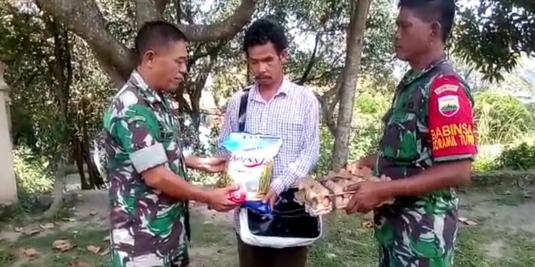 Babinsa Koramil 11/ Parapat Peduli Penyandang Tunanetra
