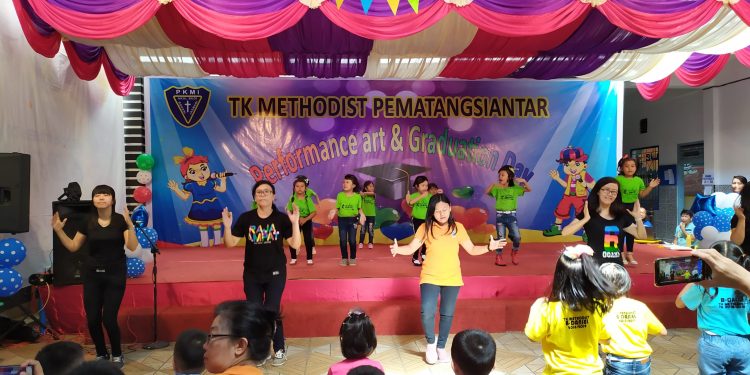 Mengasah Bakat Anak di Pentas Seni TK Methodist Pematangsiantar