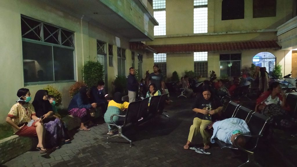 Kebakaran Di Rumah Sakit Horas Insani, Pasien Ketakutan Kebakaran Di Rumah Sakit Horas Insani, Pasien Ketakutan