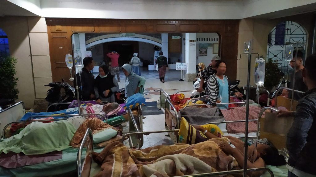 Kebakaran Di Rumah Sakit Horas Insani, Pasien Ketakutan Kebakaran Di Rumah Sakit Horas Insani, Pasien Ketakutan