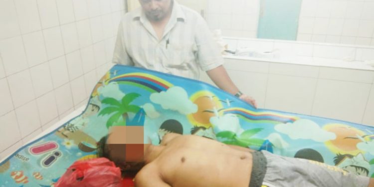 Tabrak Pohon di Depan Gereja, Pengendara Sonic Tewas: Rambut Pirang dan Pakai Anting di Sebelah Kiri Tabrak Pohon di Depan Gereja, Pengendara Sonic Tewas: Rambut Pirang dan Pakai Anting di Sebelah Kiri