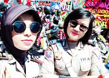 Brigadir Stephanie Simamora dan Bripda Ayu, Idola saat Karnaval Kebudayaan Siantar