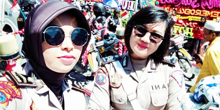Brigadir Stephanie Simamora dan Bripda Ayu, Idola saat Karnaval Kebudayaan Siantar