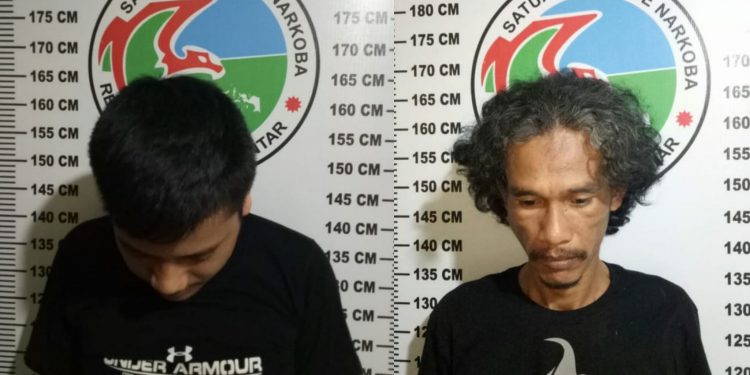Oknum Polisi di Siantar Diciduk saat Asik Nyabu Oknum Polisi di Siantar Diciduk saat Asik Nyabu