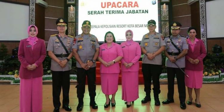 Kombes Johnny Eddizon Isir Jabat Kapolrestabes Medan