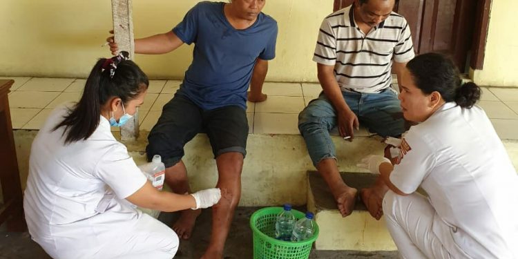Dua Orang Warga Diamankan Polres Simalungun di Hotel Danau Toba Cottage Dua Orang Warga Diamankan Polres Simalungun di Hotel Danau Toba Cottage