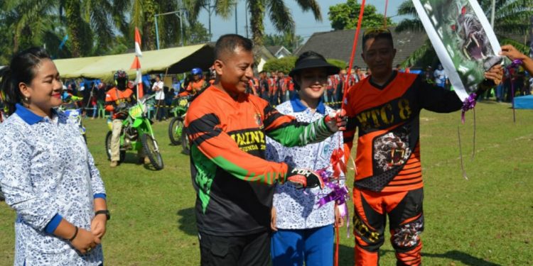 Hut Ke-16 Yonif 8 Marinir Tangkahan Lagan Gelar Pesta Rakyat