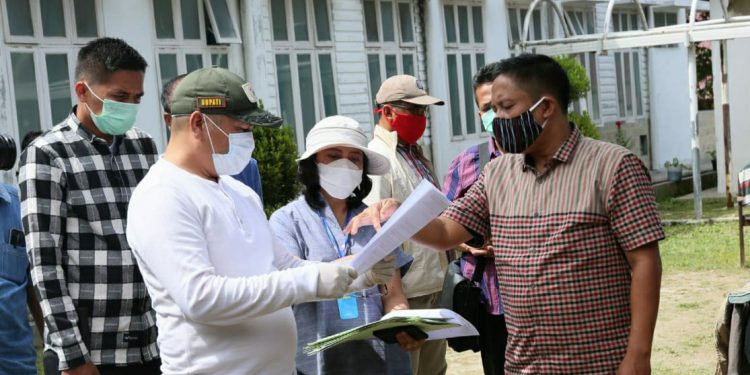 Bupati Tinjau Pembangunan dan Kesiapan RSUD Tarutung, Antisipasi Hal Terburuk Bupati Tinjau Pembangunan dan Kesiapan RSUD Tarutung, Antisipasi Hal Terburuk