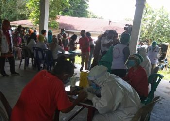 Hasil Rapid Test Reaktif Covid-19, Sembilan  Warga Tanah Jawa Dibawa ke RSUD Perdagangan