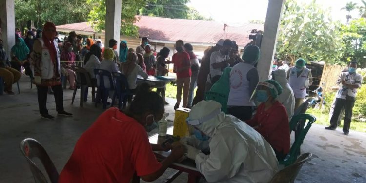 Hasil Rapid Test Reaktif Covid-19, Sembilan  Warga Tanah Jawa Dibawa ke RSUD Perdagangan