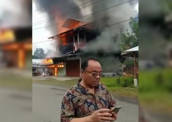 Ditinggal ke Gereja, Rumah Matasi Gea Pensiunan TNI di Gunungsitoli Terbakar