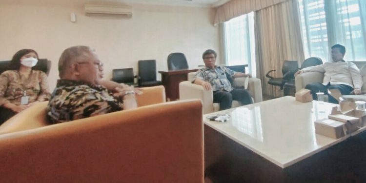 Bupati Simalungun dan Deputi I KSP Bahas Percepatan Pembangunan Infrastruktur Jalan, Wisata dan Pertanian