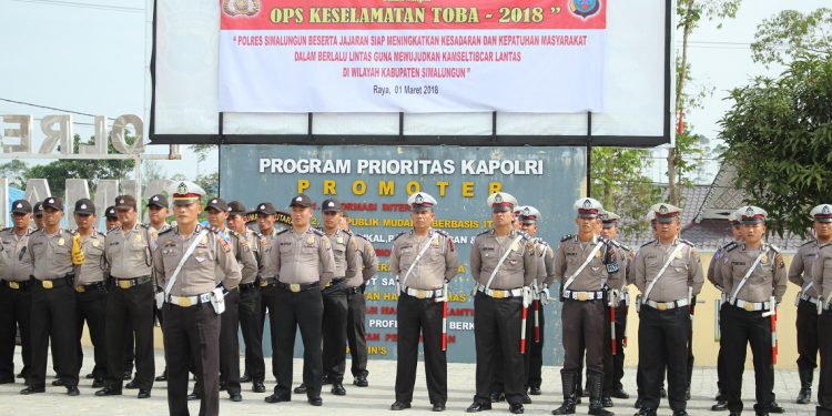 Apel Gelar Pasukan Operasi “KESELAMATAN TOBA-2018” Apel Gelar Pasukan Operasi “KESELAMATAN TOBA-2018”