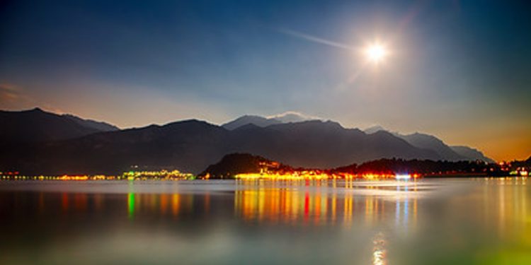 Wow! Wilayah di Sekitar Danau Toba Diprediksi Bakal 'Kebagian' Fenomena Langka Malam Ini Wow! Wilayah di Sekitar Danau Toba Diprediksi Bakal 'Kebagian' Fenomena Langka Malam Ini