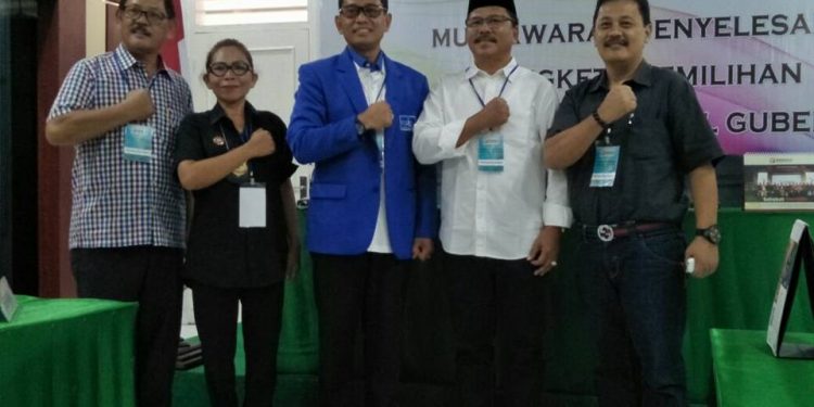 JR Saragih-Ance Ikut Pilgub Sumut 2018. Gugatannya Dikabulkan Bawaslu..