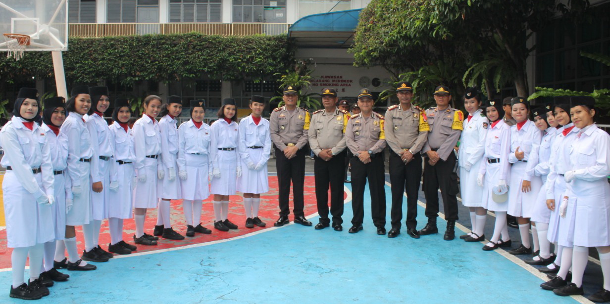 Kapolres Siantar Himbau Siswa YP Sultan Agung Pacaran Sehat dan Hindari Narkoba