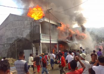 Api, Api, Teriak Warga. Lima Rumah Terbakar di Pahae