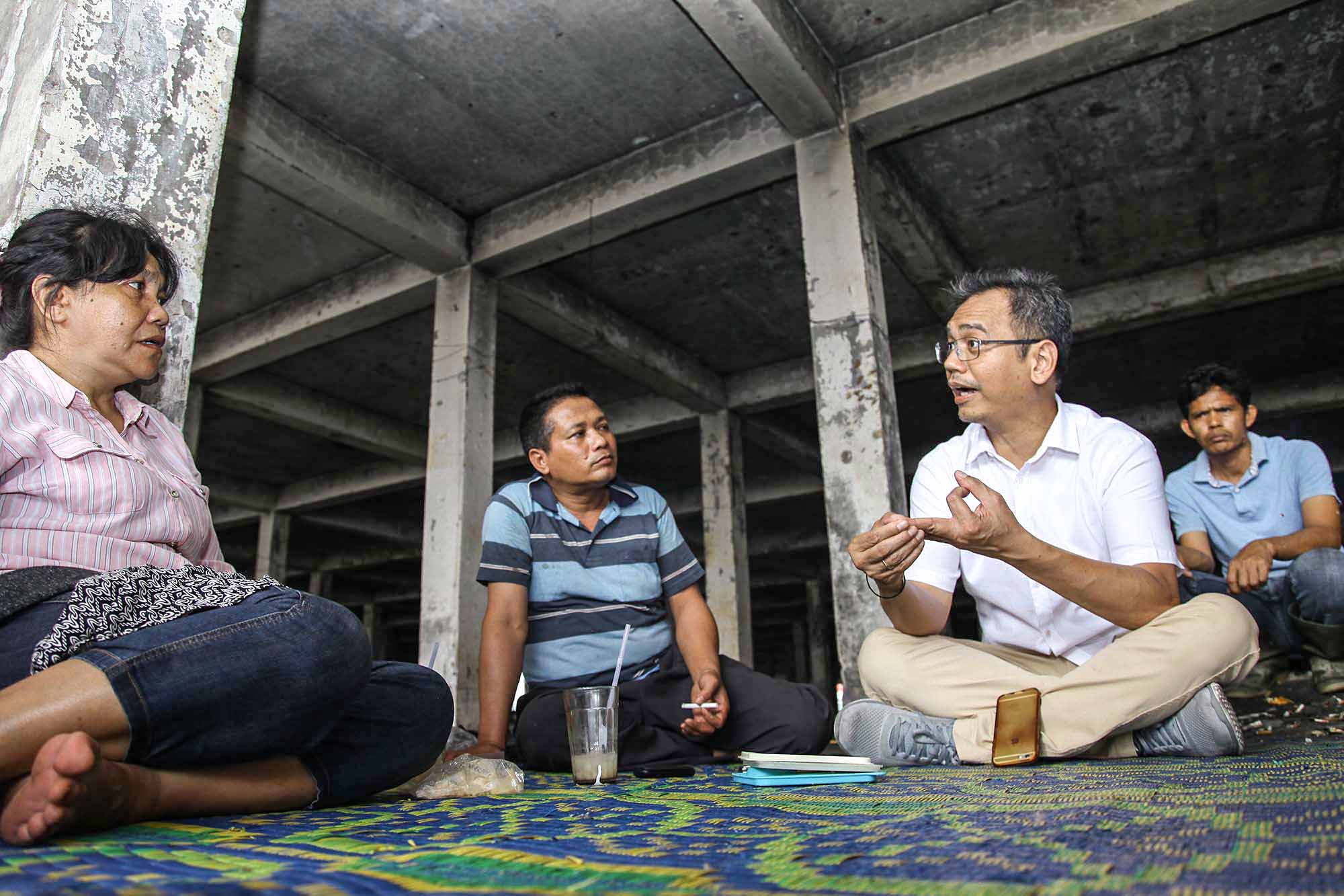Setahun Menanti Pemerintah, Pedagang Pasar Taviv Mengadu Ke Sihar Sitorus