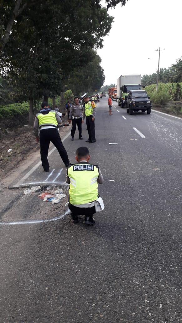 Pulang Pesta, 5 Warga Simalungun Tewas, Kecelakaan Lalulintas di Labusel Pulang Pesta, 5 Warga Simalungun Tewas, Kecelakaan Lalulintas di Labusel