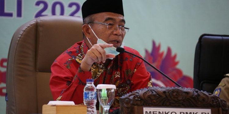 Jokowi Minta Libur Akhir Tahun dan Pengganti Cuti Idul Fitri Dikurangi Jokowi Minta Libur Akhir Tahun dan Pengganti Cuti Idul Fitri Dikurangi