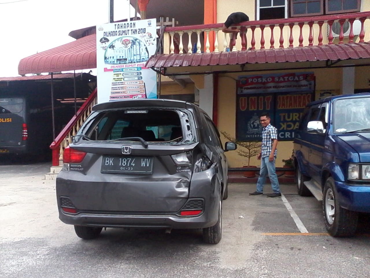 Terduga Sindikat Pelaku Pencurian Diamankan Saat "Pesta" di Hotel Sikhar Terduga Sindikat Pelaku Pencurian Diamankan Saat "Pesta" di Hotel Sikhar