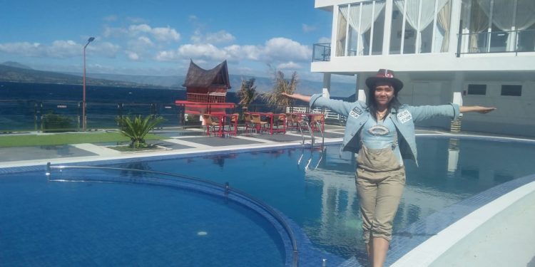 Ayo Berakhir Pekan ke Tigaras, Danau Toba