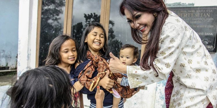 Istri Sihar Sitorus: Anak Tempat Kita Menorehkan Harapan