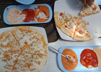 Berkunjung ke Danau Toba, ada Pizza Andaliman yang Menggetarkan Lidah