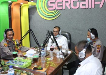 Sambut Hari Bhayangkara Ke 74, Kapolres Serdang Bedagai Talk Show Di Radio Sergai FM
