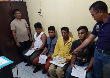 Asik Main Kartu, Empat orang Pria Diringkus