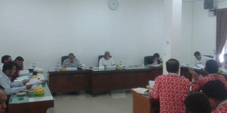 SMPN 1 Siantar Tidak Memenuhi Standar dan Belum Layak Jadi Sekolah Unggulan SMPN 1 Siantar Tidak Memenuhi Standar dan Belum Layak Jadi Sekolah Unggulan