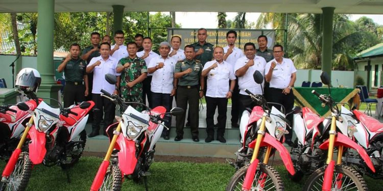 Support Kinerja TNI, Pemkab Labuhanbatu Hibahkan 10 Unit Trail Support Kinerja TNI, Pemkab Labuhanbatu Hibahkan 10 Unit Trail