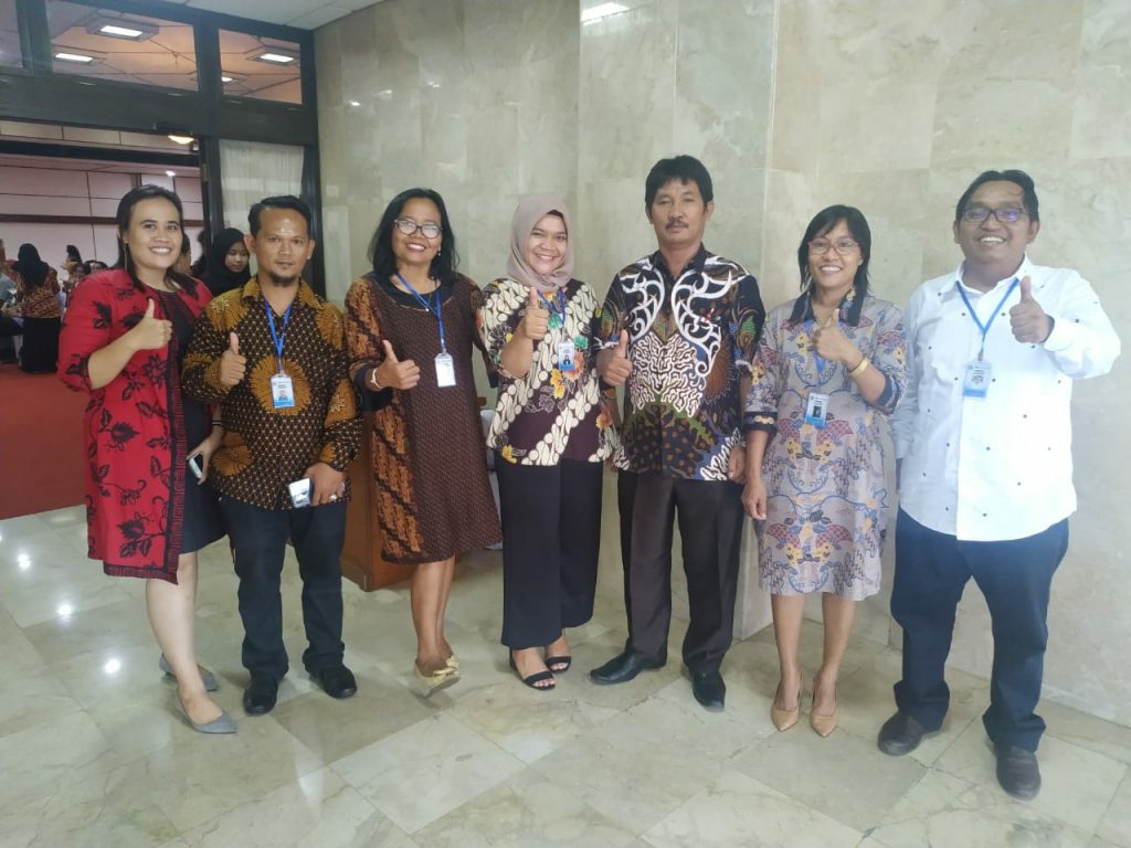 Walikota Ajak ISEI Berikan Warna Baru bagi Perekonomian di Siantar Walikota Ajak ISEI Berikan Warna Baru bagi Perekonomian di Siantar