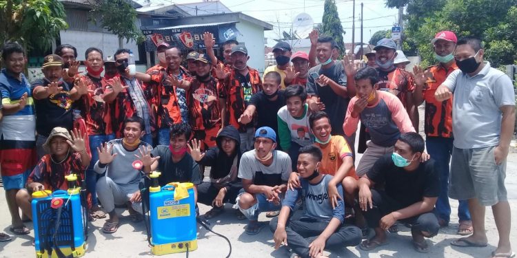 Pemuda Pancasila Tuntaskan Program Penyemprotan Disinfektan di Seluruh Kecamatan se-Kabupaten Simalungun Pemuda Pancasila Tuntaskan Program Penyemprotan Disinfektan di Seluruh Kecamatan se-Kabupaten Simalungun
