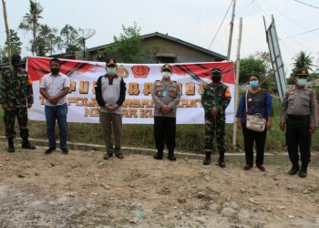 Polres dan BPBD Siantar Buka Dapur Umum, Bagikan Nasi Bungkus ke Warga