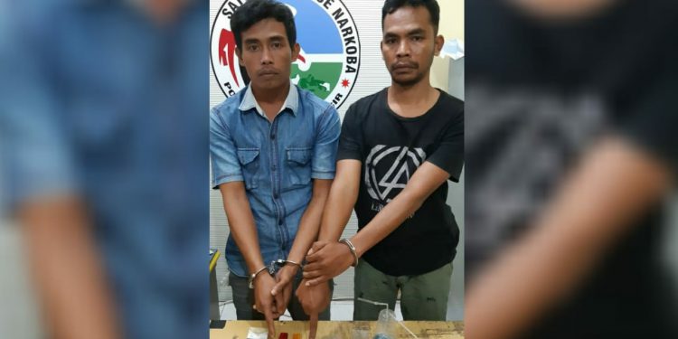 Ngaku Aktivis Anti Narkoba, Herman Hutapea Diciduk, Barang Bukti Sabu dan Bukti Transfer Bank Ngaku Aktivis Anti Narkoba, Herman Hutapea Diciduk, Barang Bukti Sabu dan Bukti Transfer Bank