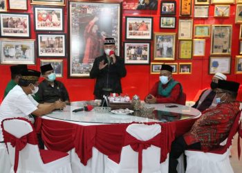 Bupati Taput Berbuka Puasa Bersama dengan Ulama dan Tim Safari Ramadhan