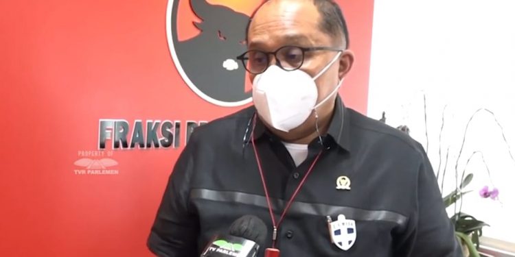 Wakil Ketua Komisi II DPR RI Junimart Girsang Dukung Pembentukan Satgas Oksigen dan Obat