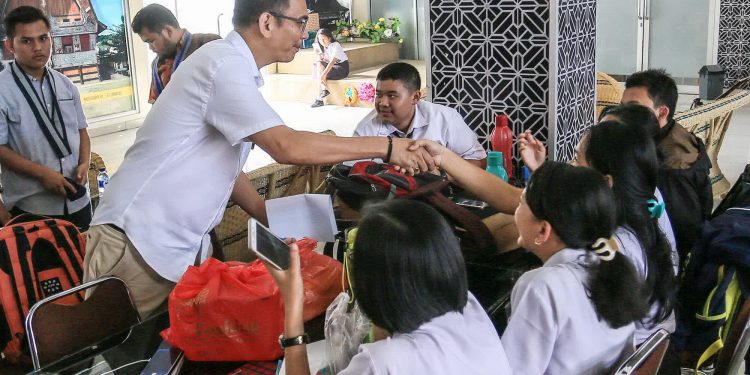 Menyapa Budaya Keseharian, Sihar: Dengan menyapa bisa saling Mengenal, Mendukung dan Berbagi Menyapa Budaya Keseharian, Sihar: Dengan menyapa bisa saling Mengenal, Mendukung dan Berbagi