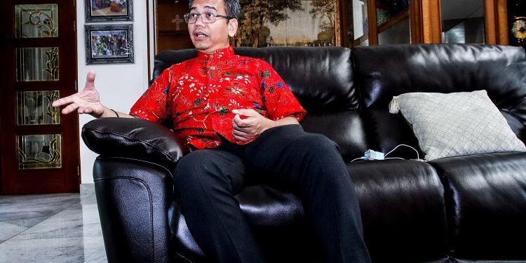 Polemik Ijazah Bergulir, Sihar Sitorus Angkat Bicara Polemik Ijazah Bergulir, Sihar Sitorus Angkat Bicara