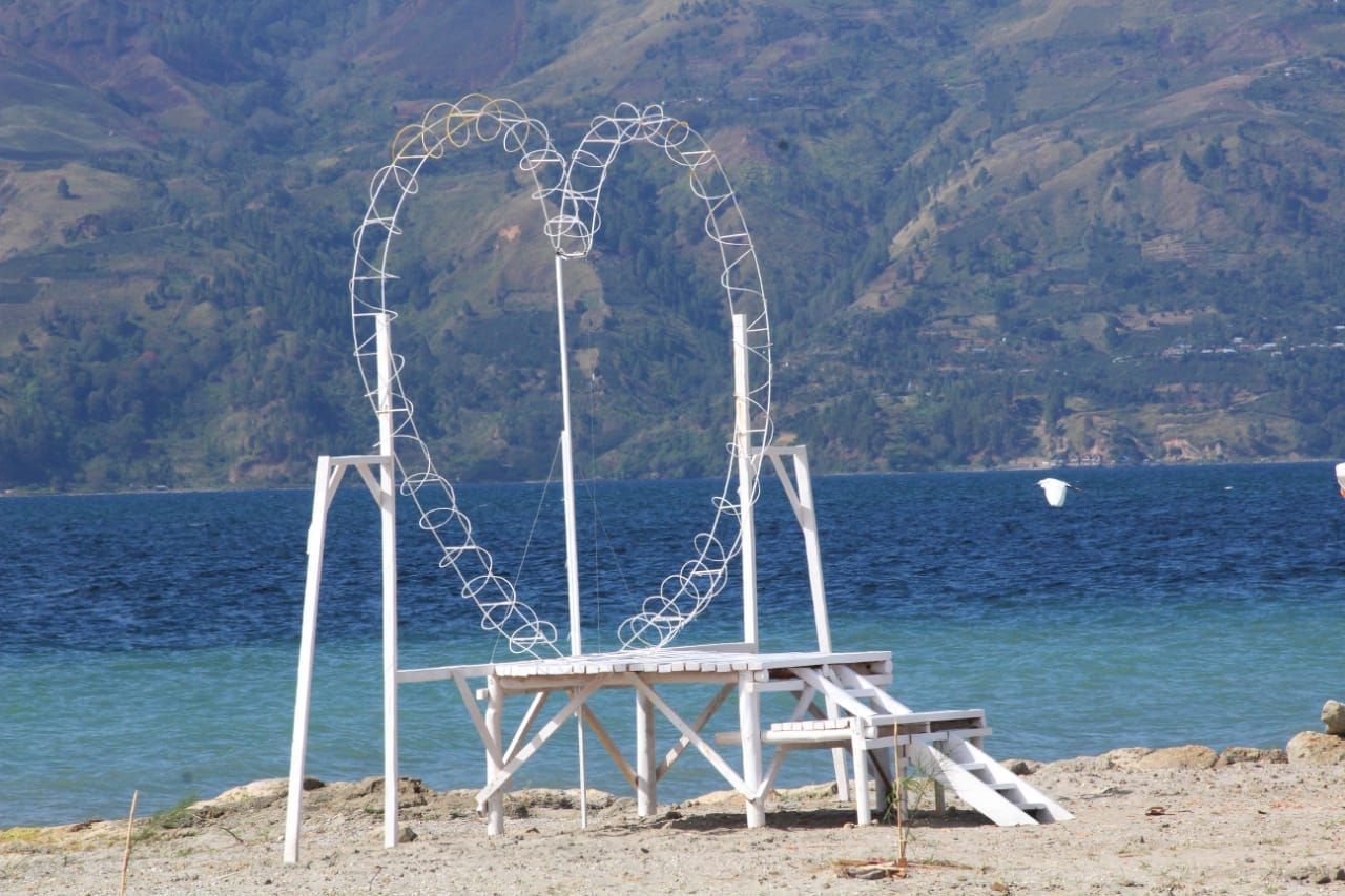 Pantai Batu Hoda Menambah Destinasi Wisata Danau Toba